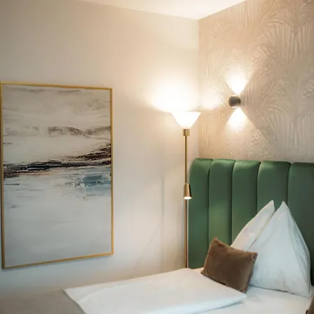 Hotel Ned *