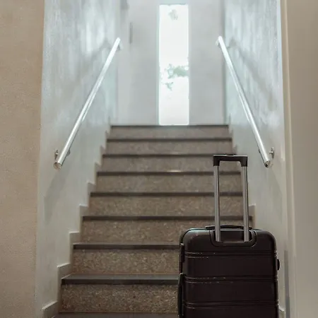 Hotel Ned 3*